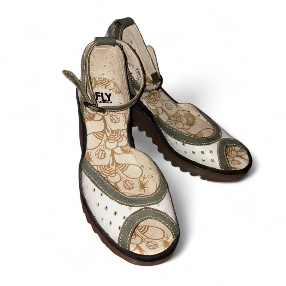 FLY London Yumo Ydel Olive Laser Cut Leather Peep Toe Wedge Sandal Size 40 9/9.5